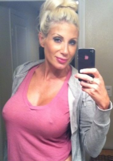 Проститутка Майа 34 года, у метро Площадь Восстания  +7(981)126-12-57